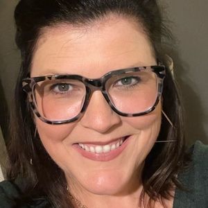 Meet your Posher, Robin